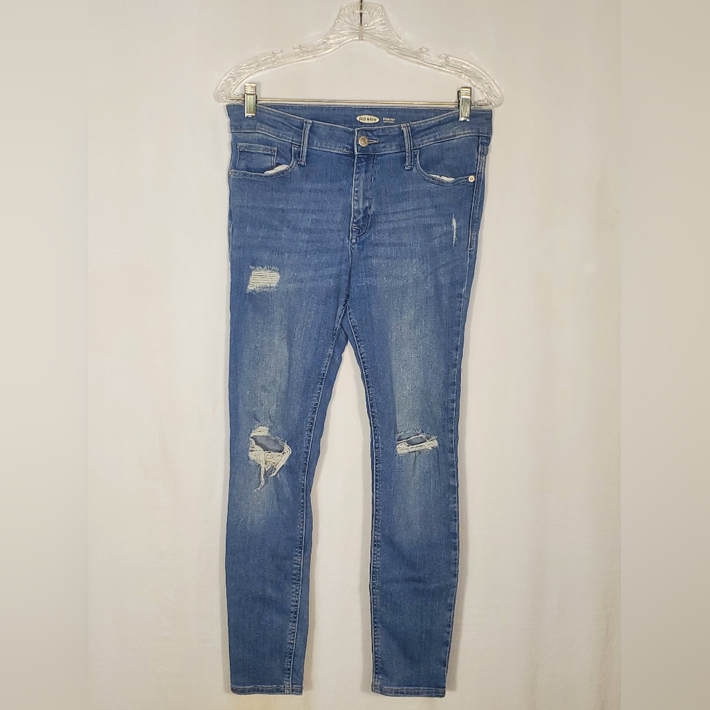 Pre-Loved Women Blue Old Navy Rockstar Super Skinny Ripped Jeans Size 8